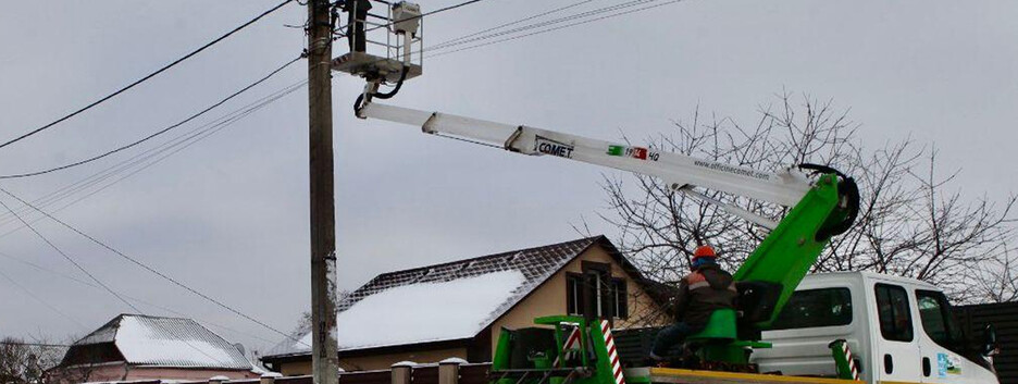 В Україні в кількох регіонах запроваджені аварійні відключення світла — "Укренерго"