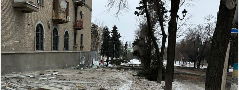 За сутки россияне нанесли 1560 ударов по Донбасу: погибли две женщины, есть раненые