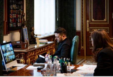 Зеленський провів спеціальний селектор щодо енергоситуації: у Києві понад 1200 будинків без опалення