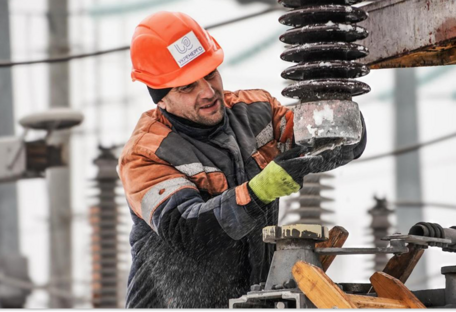 Из-за непогоды без электроснабжения остаются более 700 населенных пунктов Украины