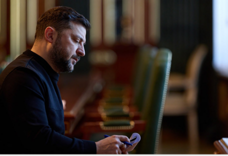 В Киеве без тепла остаются более 1400 домов: Зеленский провел селектор по энергоситуации