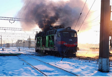 На станции Конотопа российский беспилотник поразил локомотив (фото)