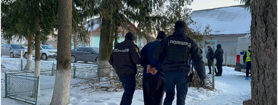 Убил молотком и топором пятерых переселенцев: в Ровенской области задержали 72-летнего мужчину