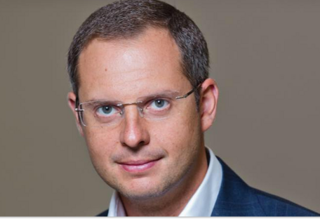 Ростислава Шурму и его брата объявили в розыск: детали