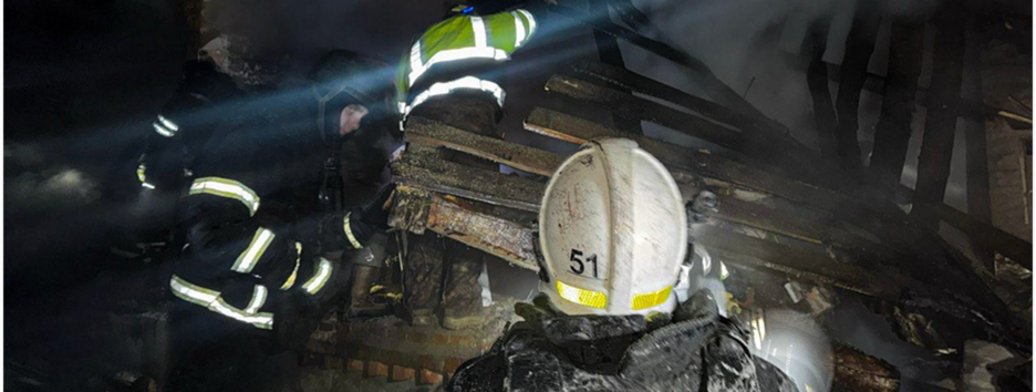 На Харківщині внаслідок удару російського дрона загинули чоловік та троє дітей (відео, фото)