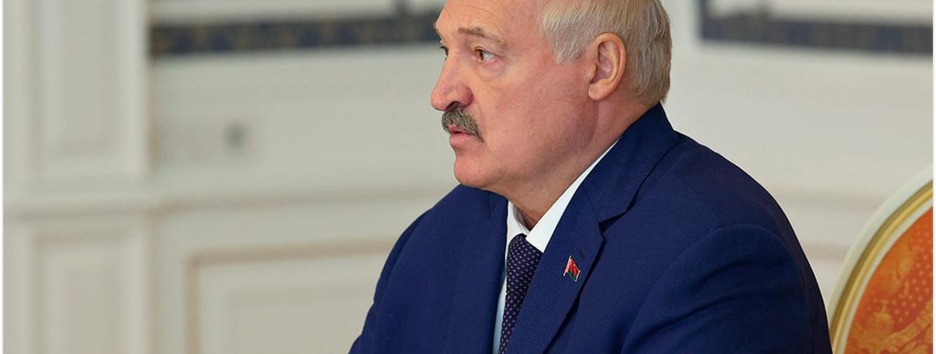 Украина применила пакет санкций об Александре Лукашенко из-за содействия россии в войне