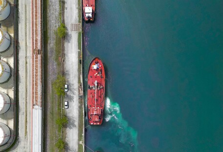 Цены на нефть выросли из-за атак Ирана на танкеры в Ормузском проливе