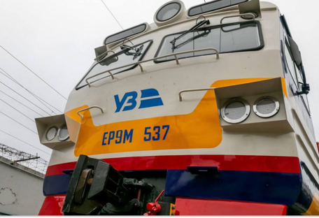 В "Укрзалізниці" сообщили о движении поездов 2 марта: возможны автобусные трансферы