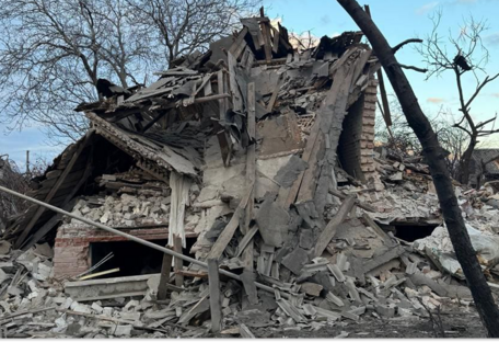 Российский авиаудар по Славянску: есть погибшие и ранены, повреждены 63 дома