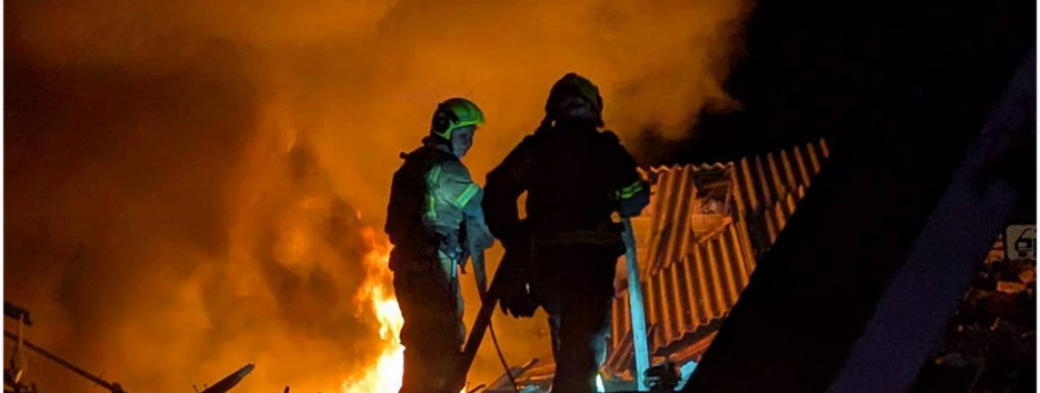 У Нікополі внаслідок нічної атаки поранення отримали троє людей 