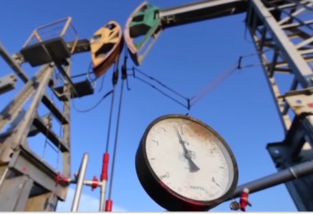 Ціни на нафту зросли на 1% після ударів по Ірану — ЗМІ