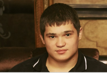 Заочное подозрение получил российский тюремщик, пытавший украинских пленных