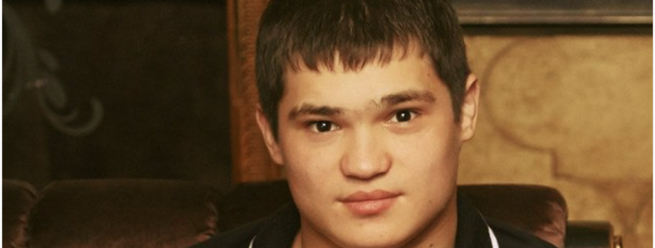 Заочное подозрение получил российский тюремщик, пытавший украинских пленных