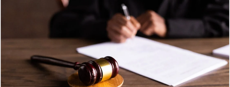 Пов’язані з Медведчуком та Клименком землі повернуто у державну власність — Офіс генпрокурора