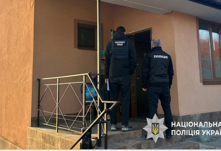 Полиция проводит 70 обысков в медучреждениях страны из-за хищения средств