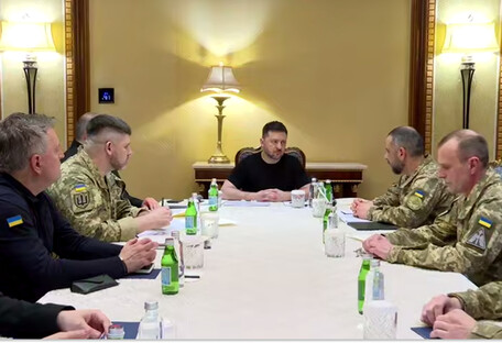 Зеленский встретился с военными экспертами, работавшими в Саудовской Аравии: детали