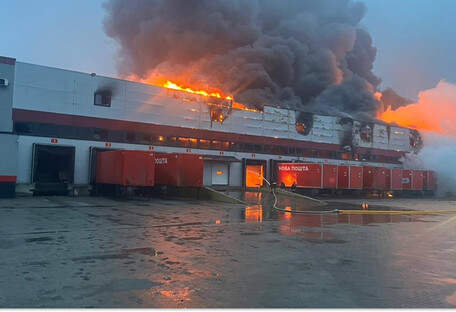 В Луцке враг уничтожил терминал "Новой почты"