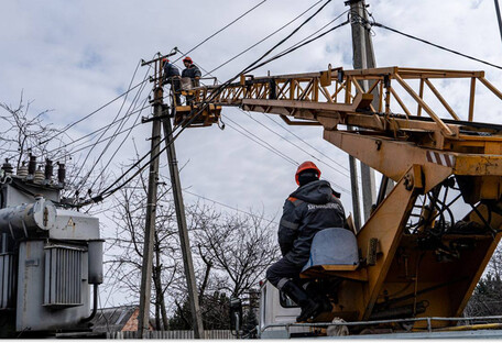 Через масовану атаку дронів пошкоджено енергооб