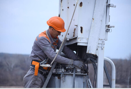 Через обстріли знеструмлені чотири області, найскладніша ситуація — на Чернігівщині