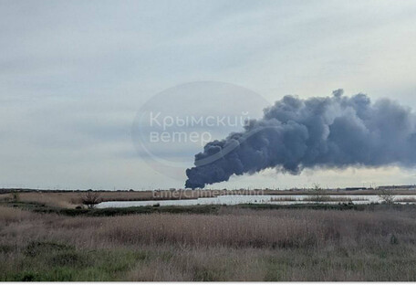 Силы обороны поразили нефтебазы врага в Крыму (видео)