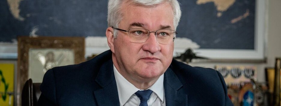 Сибига: Украина отменяет ограничения на поездки в Венгрию