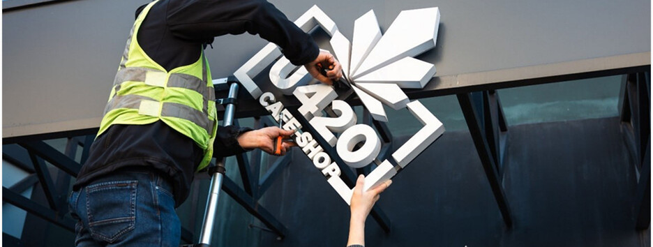 Нацполиция разоблачила масштабную наркосеть "Химпром": проведены сотни обысков, задержаны