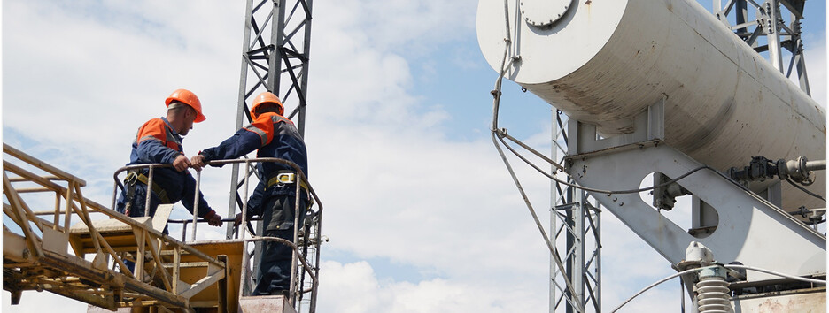 В Николаевской области из-за вражеской атаки на энергообъект ранен один из работников