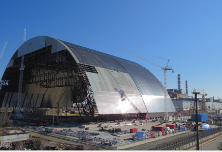 Ремонт нового безопасного конфайнмента на ЧАЭС после российского удара оценивают в €500 млн