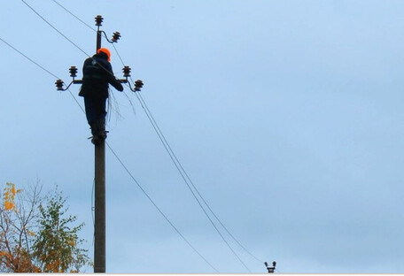 Негода знеструмила споживачів у дев