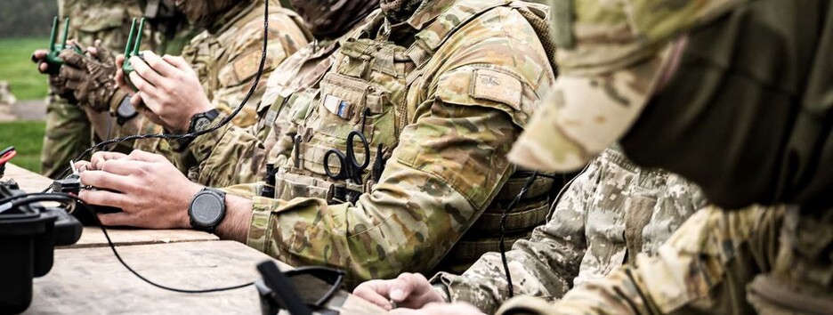 Сырский подписал приказ о ротациях на передовой: что изменится