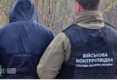 Занимался поджогами авто ВСУ: в Харькове задержали вражеского приспешника