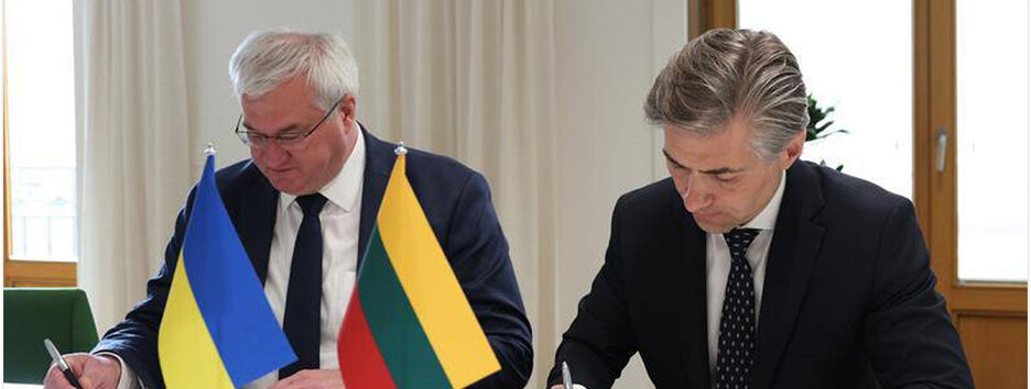 Украина и Литва подписали декларацию о защите и возвращении украинских детей