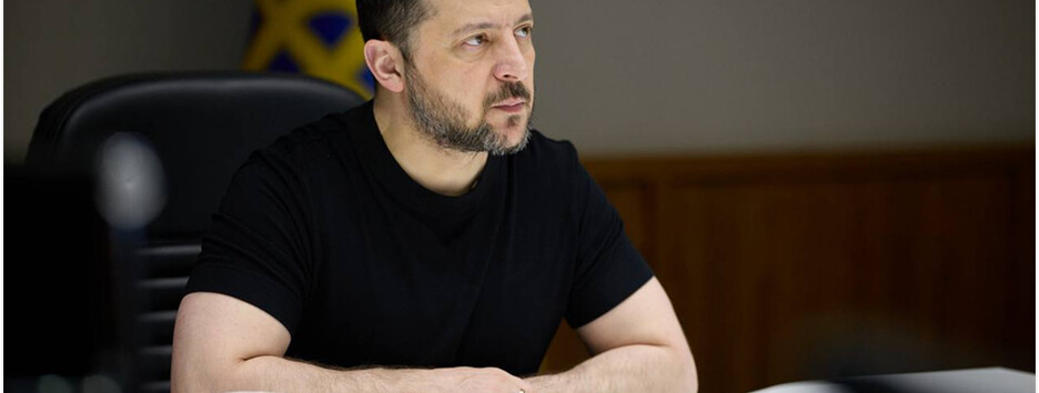 Зеленский заслушал доклад военных по отражению массированной атаки рф
