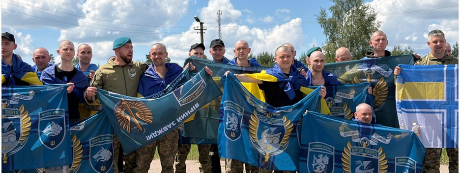 Украина вернула из плена 185 украинских военных и одного гражданского (фото)