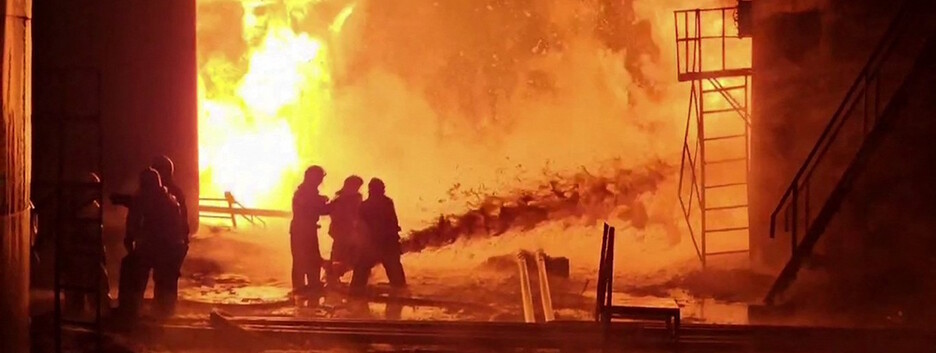 Санкція, яку не скасувати указом: як удари по нпз влаштували росії паливну кризу