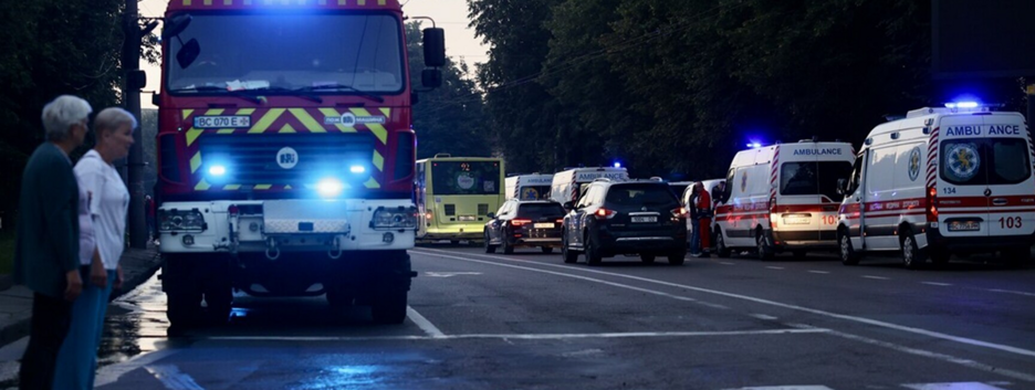 Во Львове идет ликвидация последствий российской атаки в ночь на 30 июля