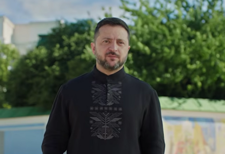Украина не отдаст Донбасс: Зеленский выступил с обращением ко Дню Независимости