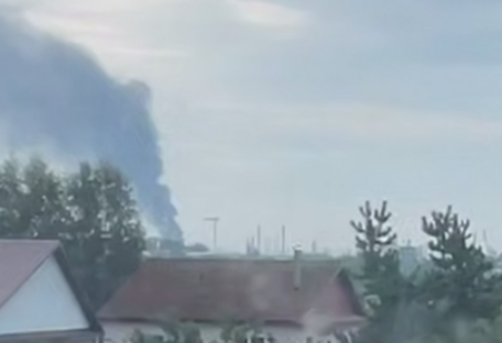 Ночью Силы обороны поразили НПЗ в Перми и военный аэродром в Волгоградском регионе