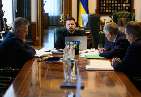 Атака по аеродрому в Лейпцигу: Зеленський обговорив інцидент з Мерцом