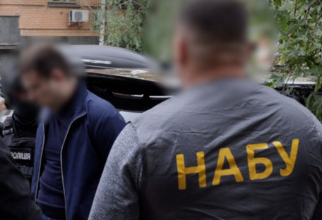 Правоохранители разоблачили псевдоработника НАБУ, требовавшего $500 000 у предпринимателя