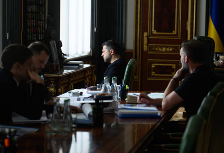 росія готується до масованого удару по Україні — Зеленський