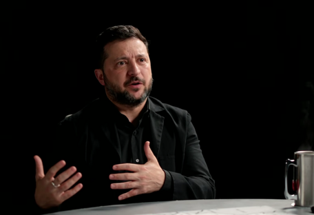 У разі відведення українських військ зі сходу є ризик захоплення нових міст — Зеленський