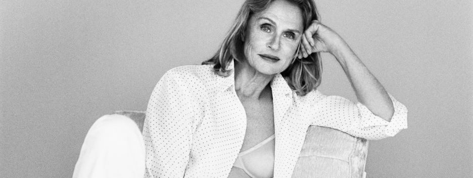 73-летняя Лорен Хаттон в кампейне белья Calvin Klein