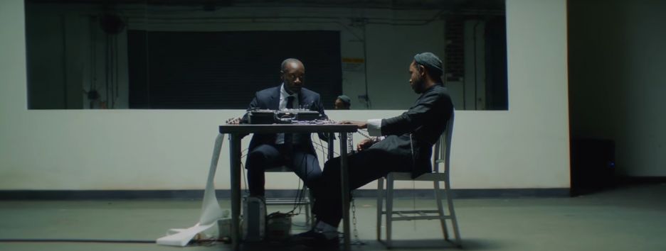 Видео недели: актер Дон Чидл устроил допрос в новом клипе Кендрика