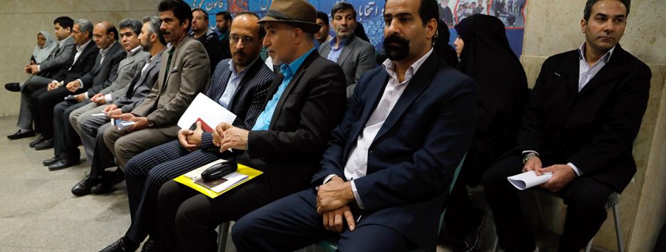 Президентские выборы в Иране: Ахмадинеджаду отказали