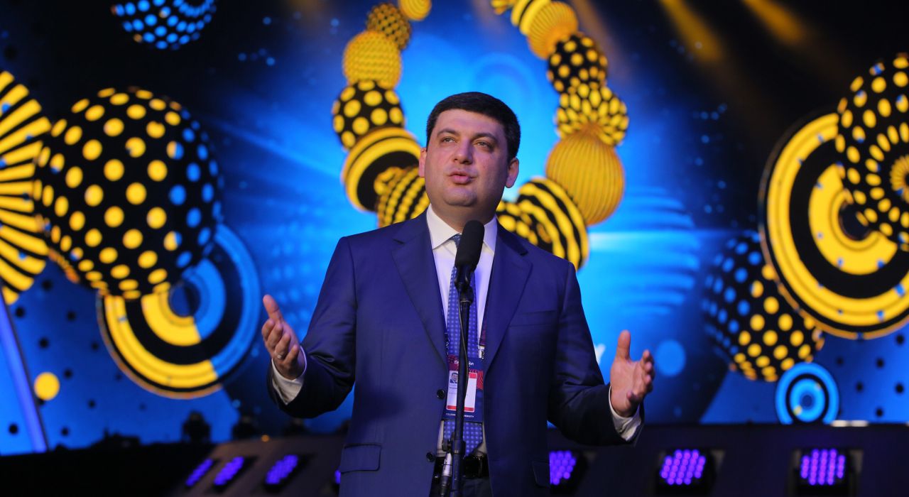 Гройсман похвалил себя за подготовку к Евровидению: репортаж из МВЦ