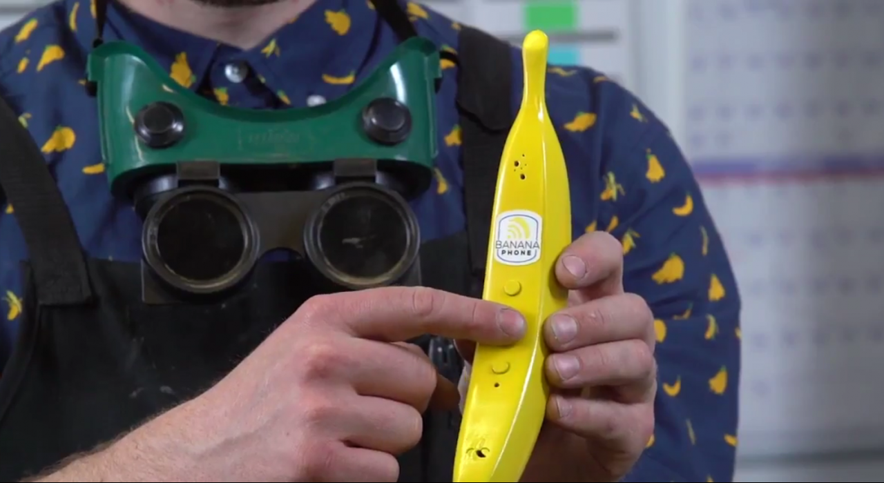 Американцы создали новый гаджет - бананафон