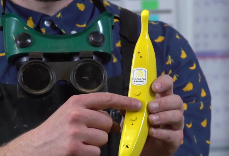 Американцы создали новый гаджет - бананафон