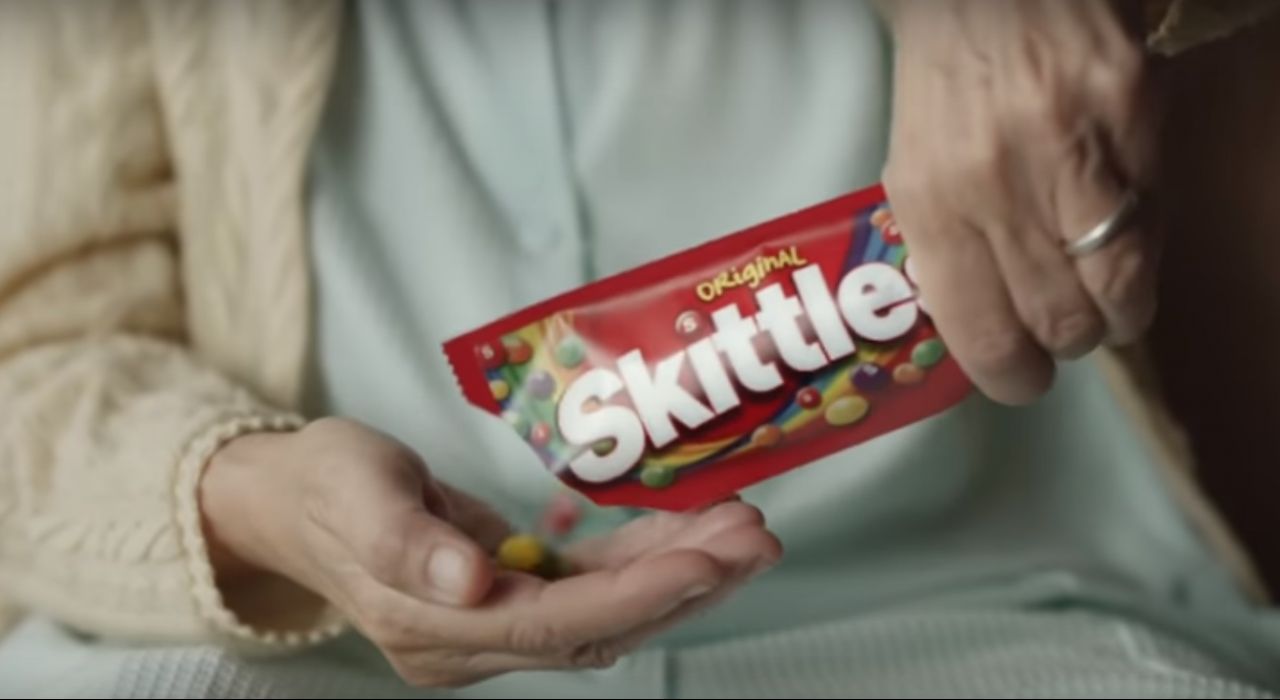 Skittles выпустили провокационную рекламу, с которой все не так