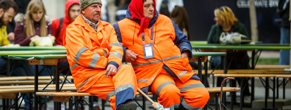Один евро за бокал пива. Фоторепортаж из Еврогородка